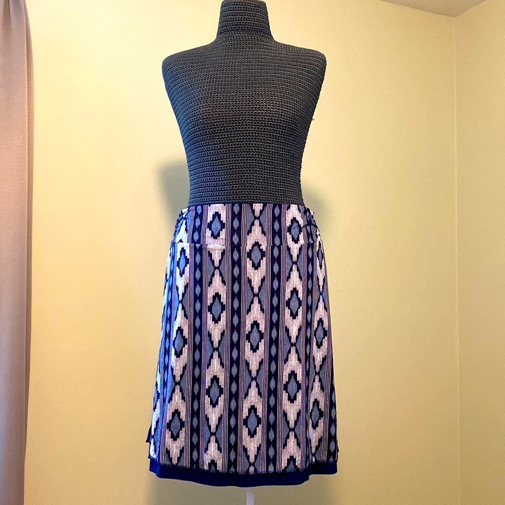 Skirt, Reversible, Excellent Pre-Loved Condition, Size M